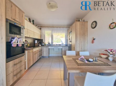 Prodej domu/vily, 200 m²