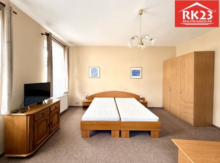 Pronájem bytu, 1+kk, 40 m²