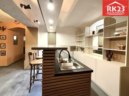 Pronájem restaurace, 100 m²