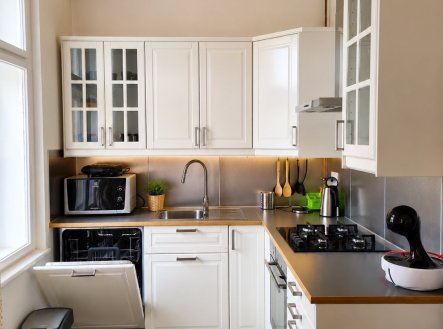 Pronájem bytu, 4+kk, 98 m²