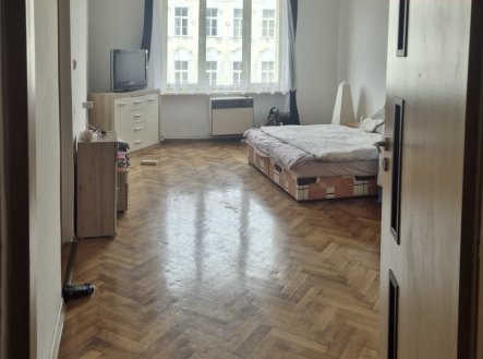 Pronájem bytu, 3+kk, 95 m²