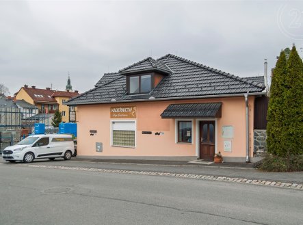 Pronájem obchodní prostory, 82 m²