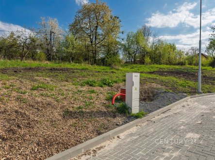 Prodej pozemku pro bydlení, 1 204 m²