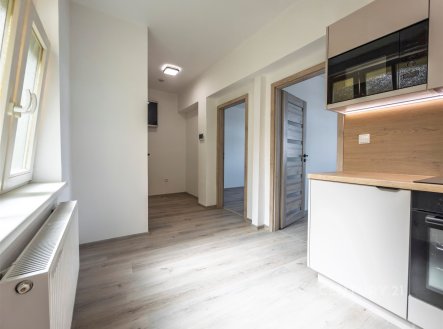 Pronájem bytu, 2+1, 44 m²