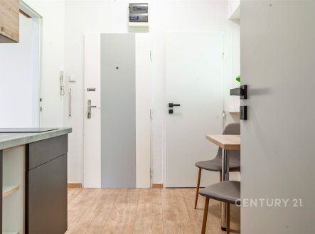 Pronájem bytu, 1+1, 32 m²