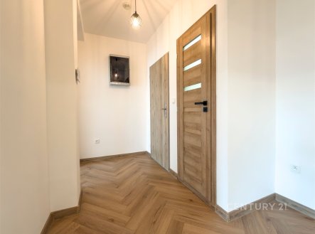 Pronájem bytu, 2+1, 44 m²