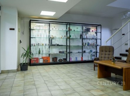 Prodej výrobní prostory, 2 243 m²