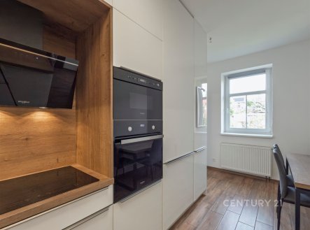 Pronájem bytu, 3+1, 84 m²