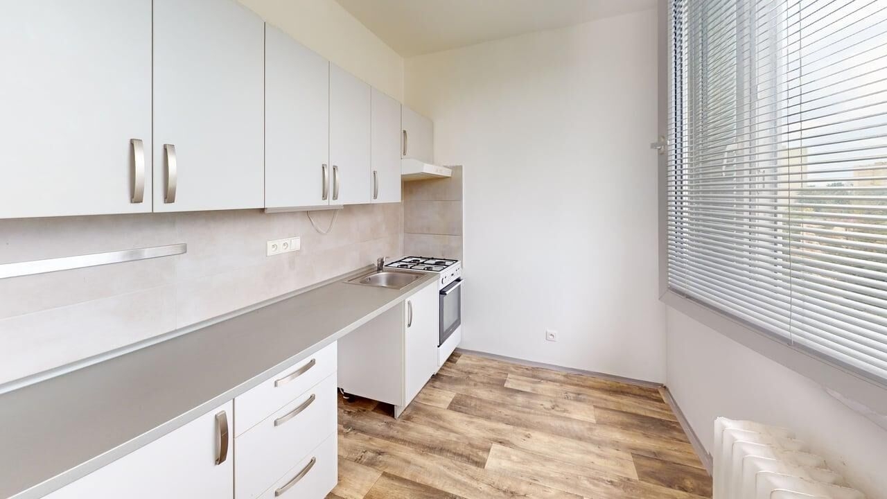 1603-tlapakova-1225521-kitchen.jpg
