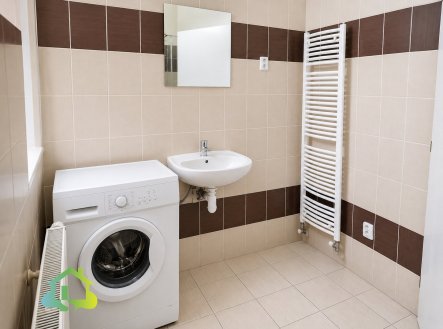 Pronájem bytu, 1+kk, 32 m²