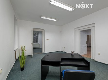 Pronájem kanceláře, 107 m²