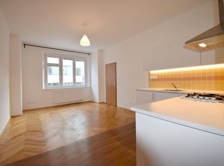 Pronájem bytu, 3+kk, 86 m²
