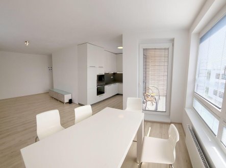 Pronájem bytu, 2+kk, 59 m²