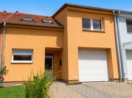 Pronájem domu/vily, 156 m² obrázek