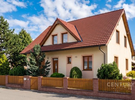 . | Pronájem - dům/vila, 171 m²