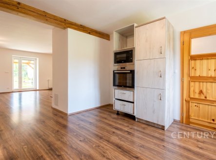 Pronájem domu/vily, 178 m²