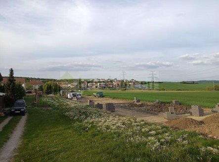 Prodej pozemku pro bydlení, 800 m²