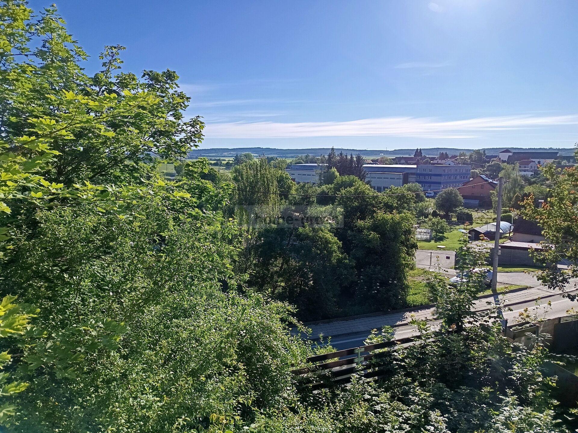 Nájemní dům-3 byty+garáž-256 m2,poz.206 m2,Zámecká,Rosice