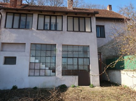 Prodej nájemního domu, 256 m² obrázek
