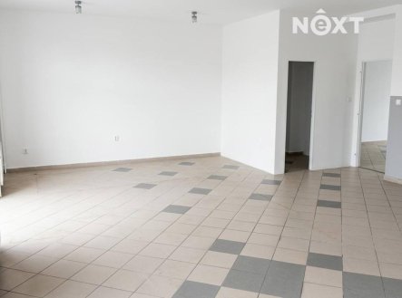 Pronájem komerčního objektu, obchodní centrum, 1 m²