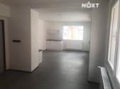 Pronájem komerčního objektu, obchodní centrum, 150 m²