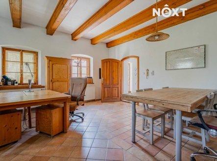 Prodej - komerční objekt, sklad, 3 128 m²