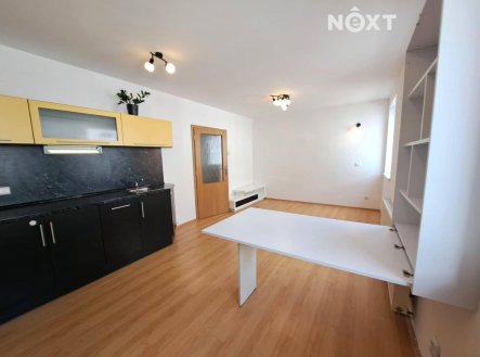 Pronájem bytu, 2+kk, 42 m²