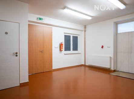 Pronájem komerčního objektu, sklad, 1 454 m²