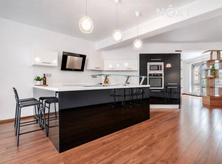 Prodej bytu, 2+kk, 109 m²