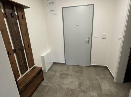 Pronájem bytu, 1+kk, 38 m²