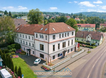 Prodej nájemního domu, 911 m²
