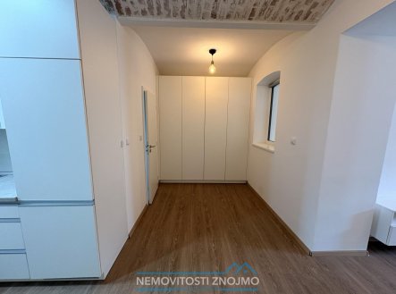 Pronájem bytu, 2+kk, 55 m²