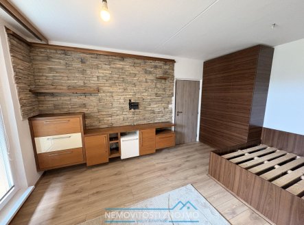 Pronájem bytu, 1+1, 33 m²
