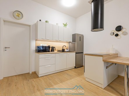 Pronájem bytu, 1+kk, 34 m²