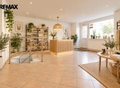 Pronájem obchodní prostory, 151 m²
