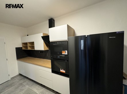 Pronájem bytu, 3+1, 60 m² obrázek