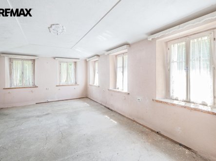 Prodej domu/vily, 1 230 m²