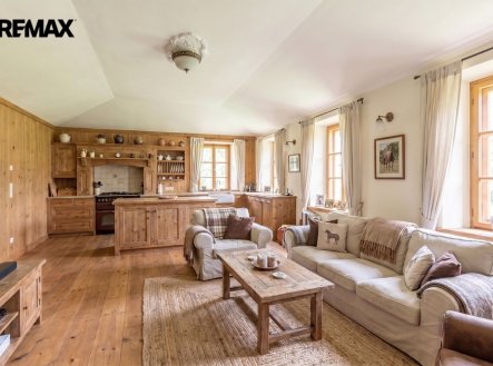 Prodej domu/vily, 1 230 m²