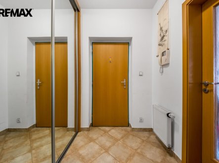 Pronájem bytu, 2+kk, 71 m²