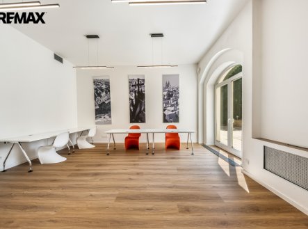 Pronájem kanceláře, 33 m²
