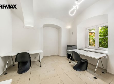 Pronájem kanceláře, 17 m²