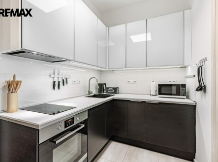 Pronájem bytu, 1+kk, 28 m²