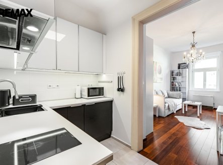 Pronájem bytu, 1+kk, 28 m²