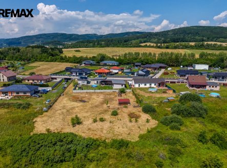Prodej pozemku pro bydlení, 1 300 m²
