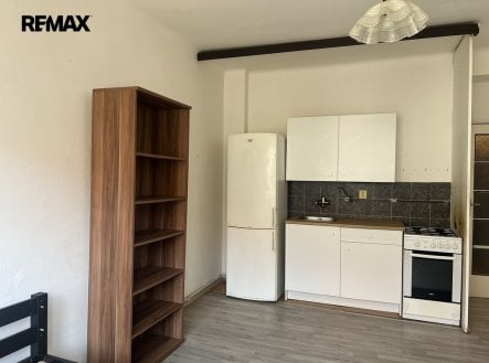 Pronájem bytu, 1+kk, 30 m²