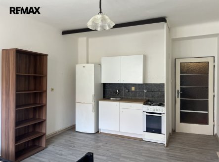 Pronájem bytu, 1+kk, 30 m²