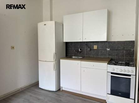 Pronájem bytu, 1+kk, 30 m²