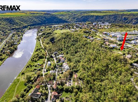 Prodej pozemku pro bydlení, 1 070 m²