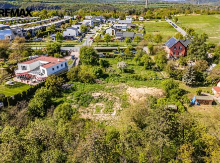 Prodej pozemku pro bydlení, 1 885 m²