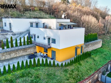 Pronájem bytu, 2+kk, 37 m²